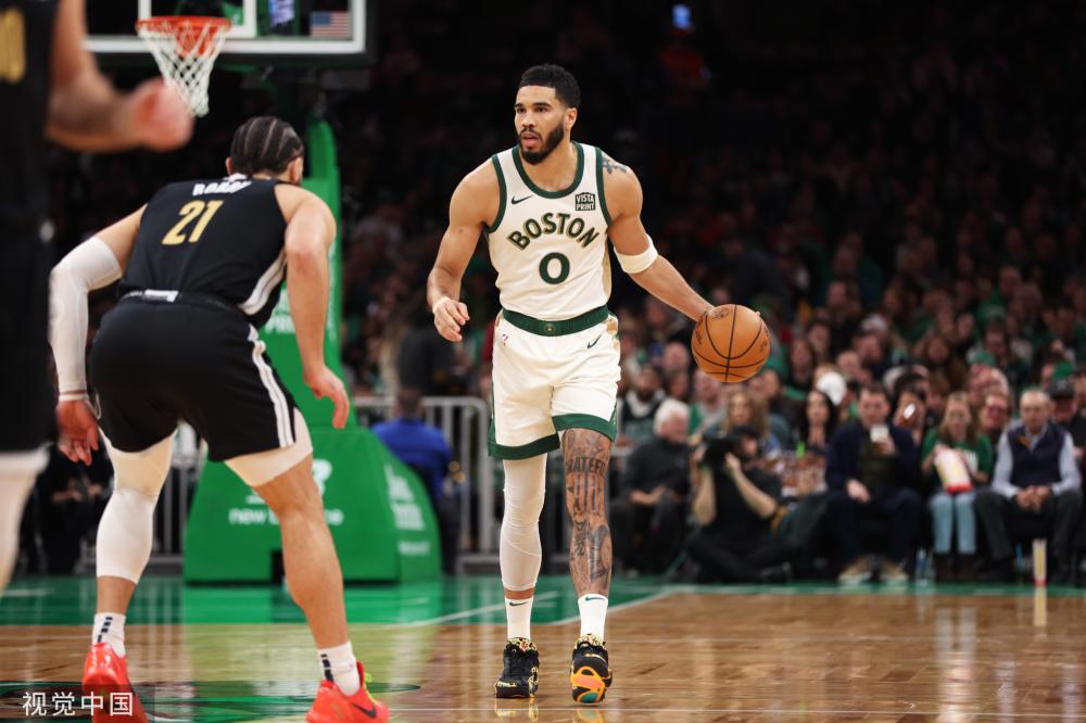 年轻球员逐 年轻球员逐