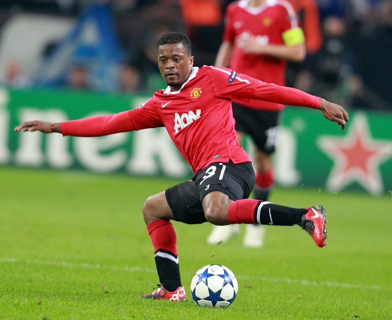 黄蜂的表现 黄蜂的表现